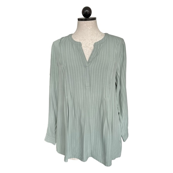 J.Jill Pintucked Popover Tunic in Mineral Sage Green Blouse Size Small Petite - Picture 12 of 13